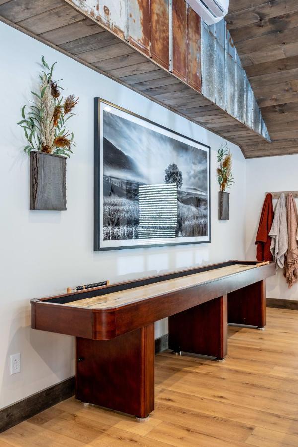 New Rustic Luxe Cabin Billiards Spa Near Gsmnp Townsend Zewnętrze zdjęcie
