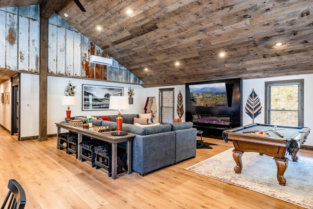 New Rustic Luxe Cabin Billiards Spa Near Gsmnp Townsend Zewnętrze zdjęcie