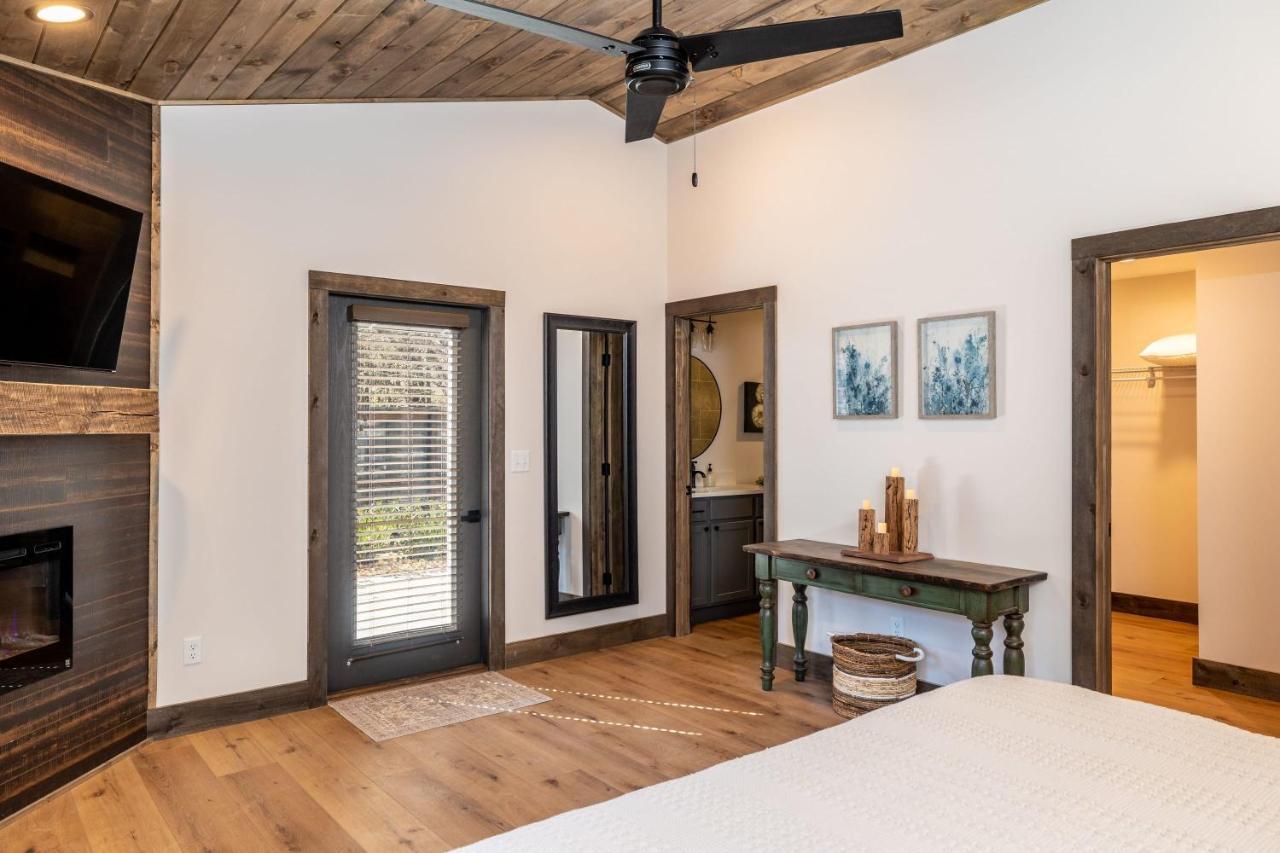 New Rustic Luxe Cabin Billiards Spa Near Gsmnp Townsend Zewnętrze zdjęcie