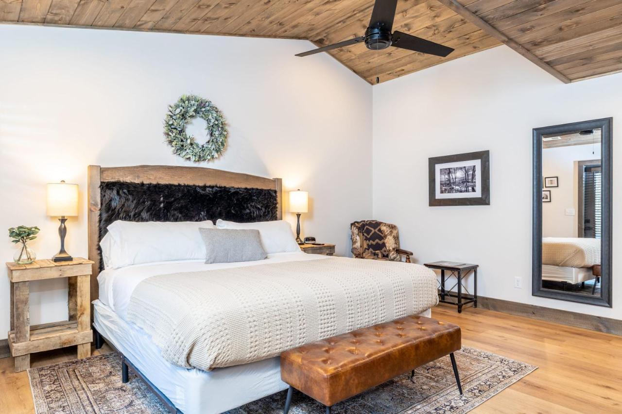 New Rustic Luxe Cabin Billiards Spa Near Gsmnp Townsend Zewnętrze zdjęcie