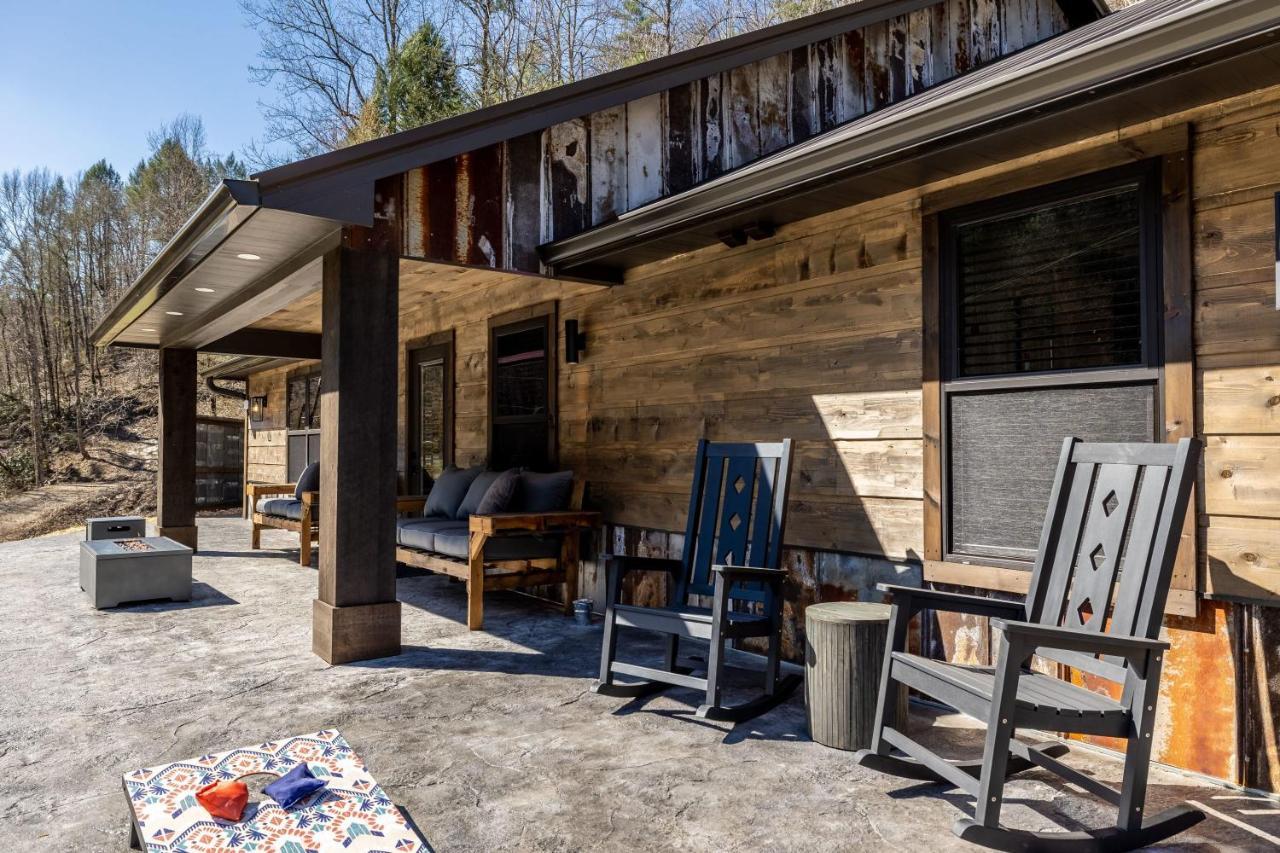 New Rustic Luxe Cabin Billiards Spa Near Gsmnp Townsend Zewnętrze zdjęcie