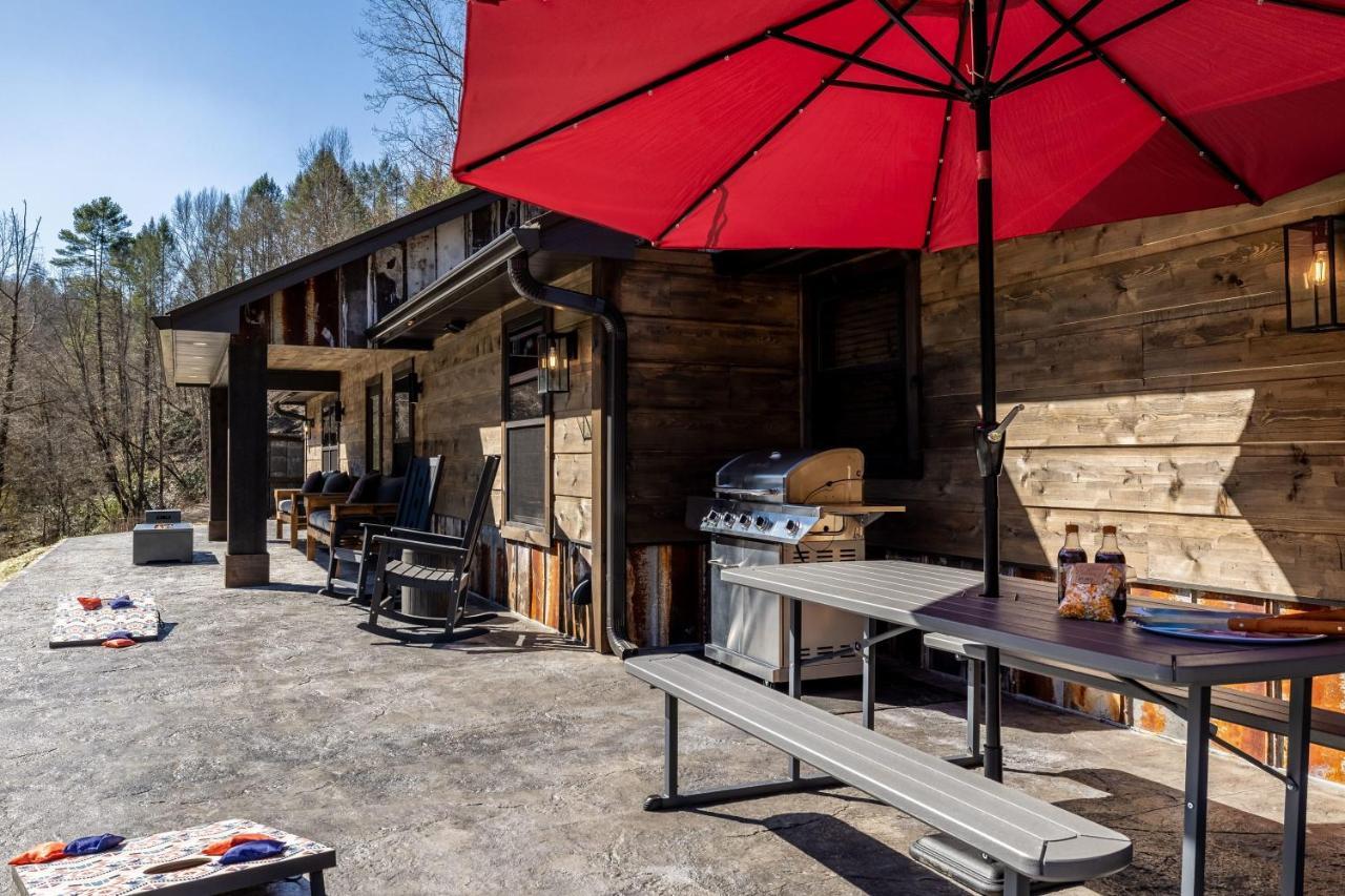 New Rustic Luxe Cabin Billiards Spa Near Gsmnp Townsend Zewnętrze zdjęcie