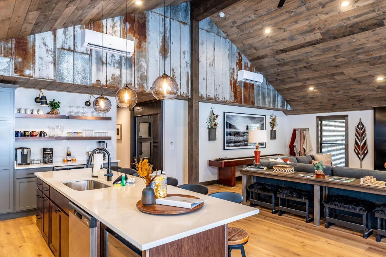 New Rustic Luxe Cabin Billiards Spa Near Gsmnp Townsend Zewnętrze zdjęcie