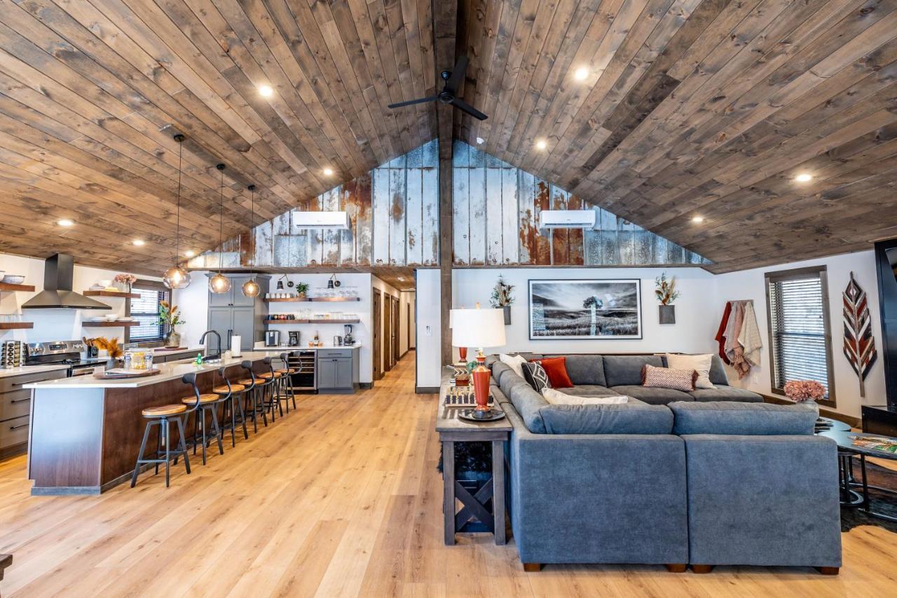 New Rustic Luxe Cabin Billiards Spa Near Gsmnp Townsend Zewnętrze zdjęcie