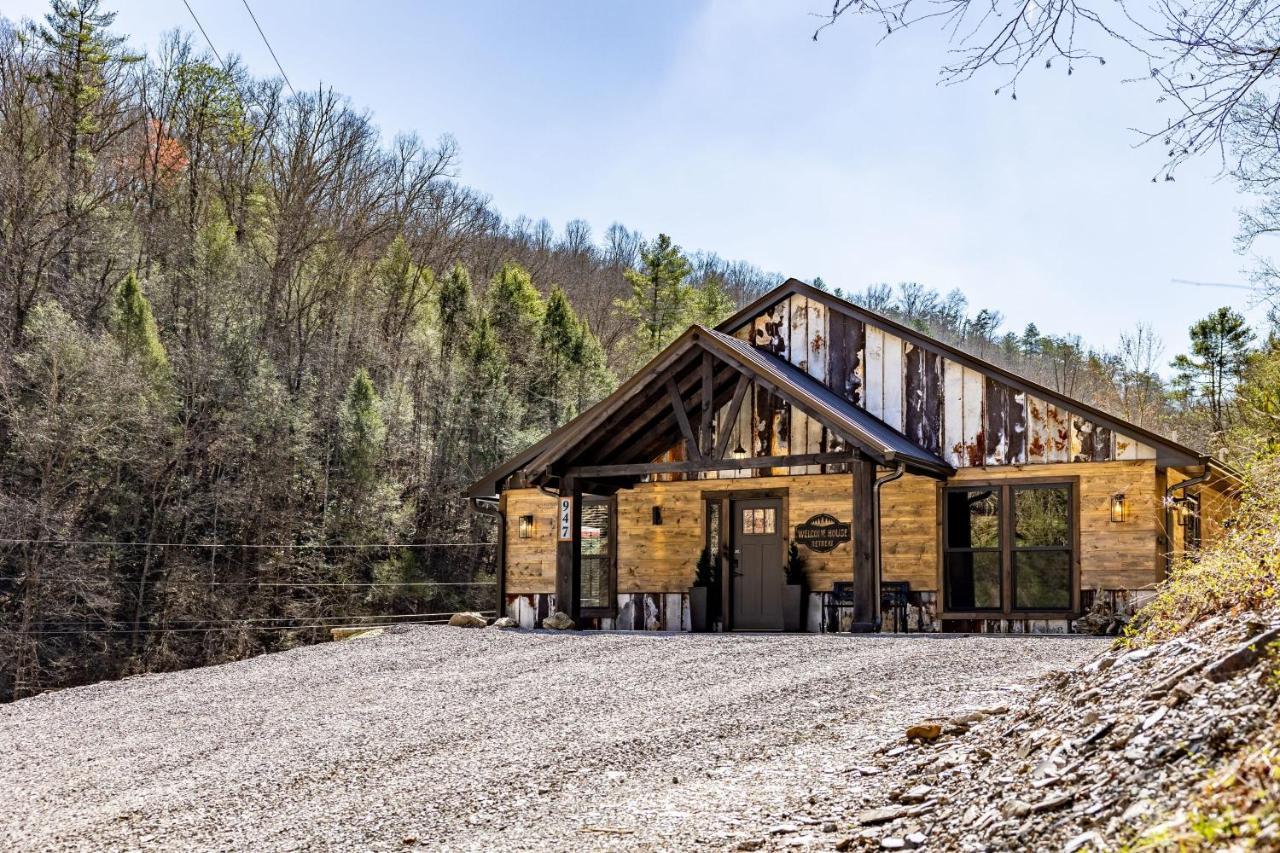 New Rustic Luxe Cabin Billiards Spa Near Gsmnp Townsend Zewnętrze zdjęcie